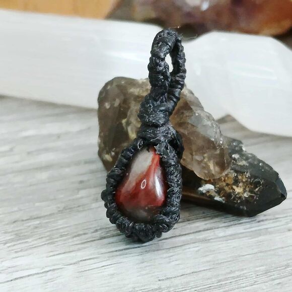 Macrame Bloodstone Crystal Pendant, Polished Gemstone Jewelry 1.5" - Picture 2 of 5